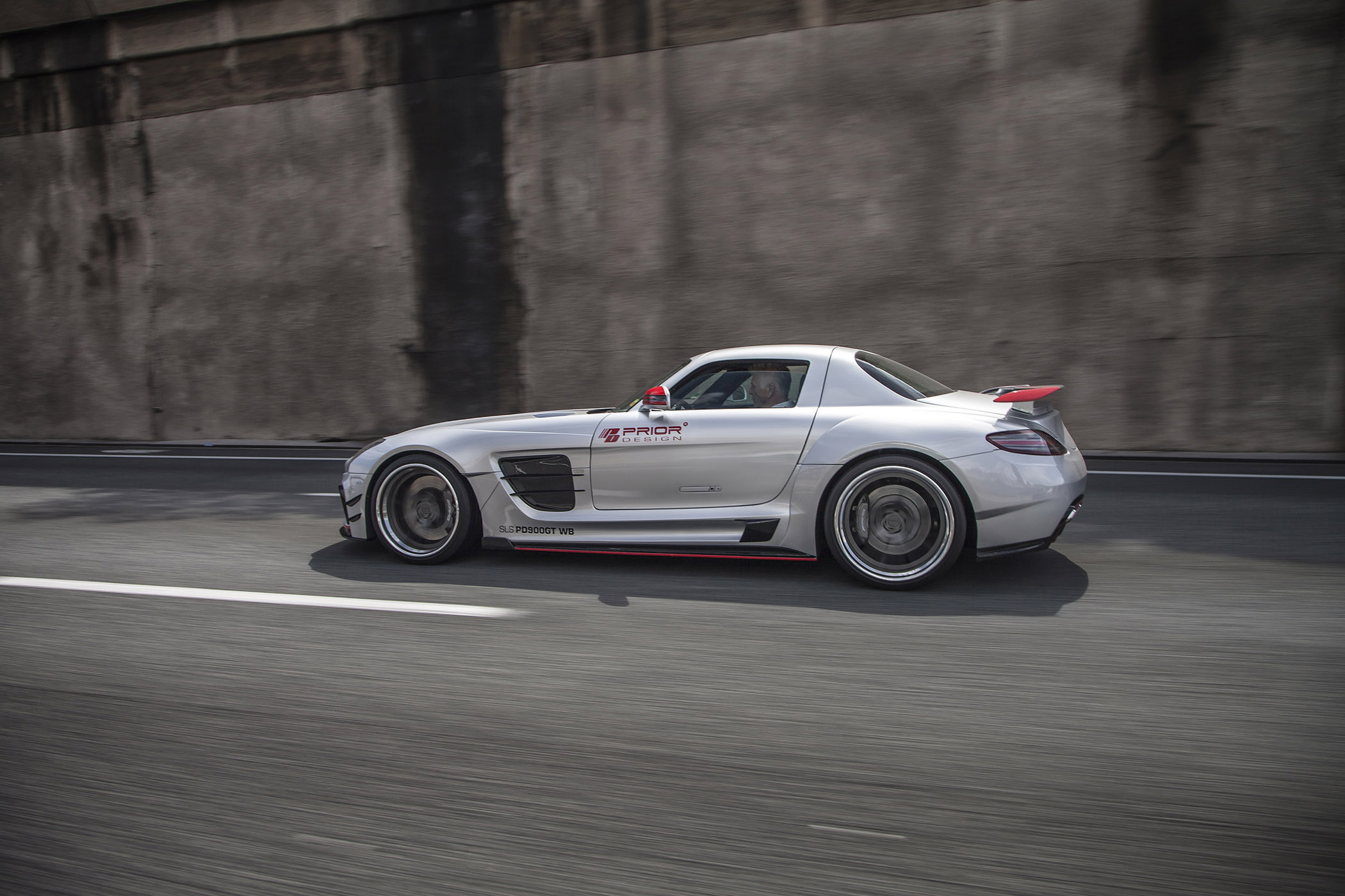 Mercedes Benz SLS AMG prior Design