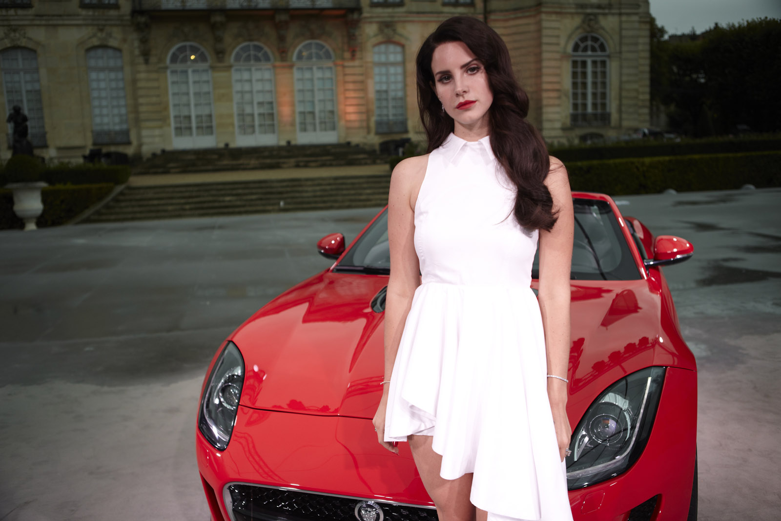 Lana Del Rey Jaguar F-Type
