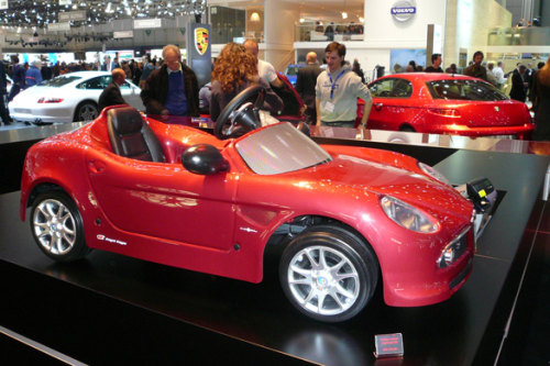 2008 Geneva: Alfa Romeo 8C in Miniature