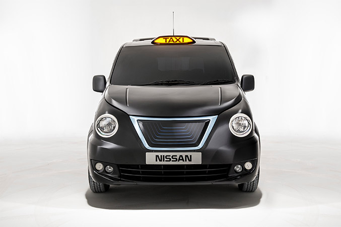 2014 Nissan NV200 London Taxi Front