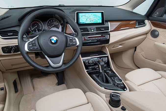 2015 BMW 218d and 225i Active Tourer Interior