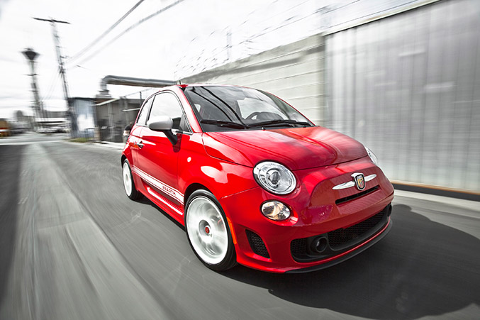 2014 Abarth 500 Front Angle