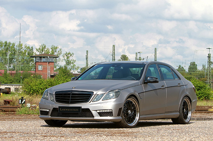 2014 Loewenstein Mercedes-Benz E63 AMG Front Angle