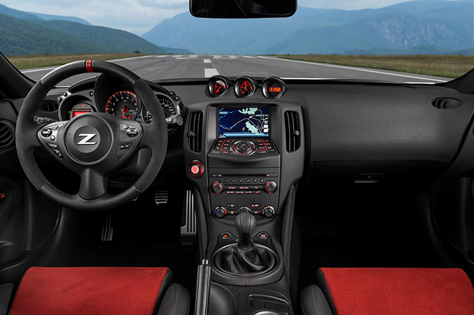 2015 Nissan 370Z Nismo Interior