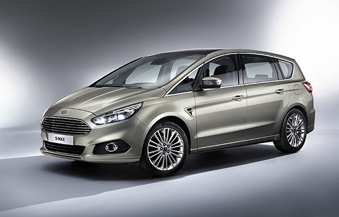 2015 Ford S-MAX Front Angle