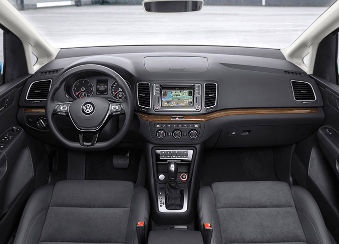 Volkswagen Sharan 2016 Interior