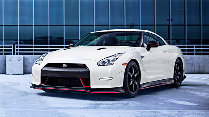 2016 Nissan GT-R Nismo Front Angle