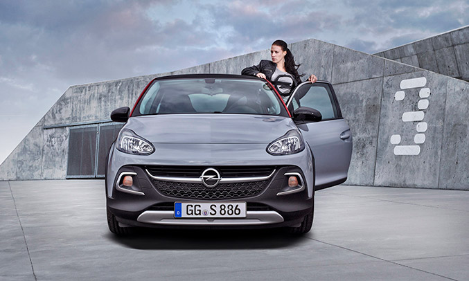 2016 Opel Adam Rocks S Front