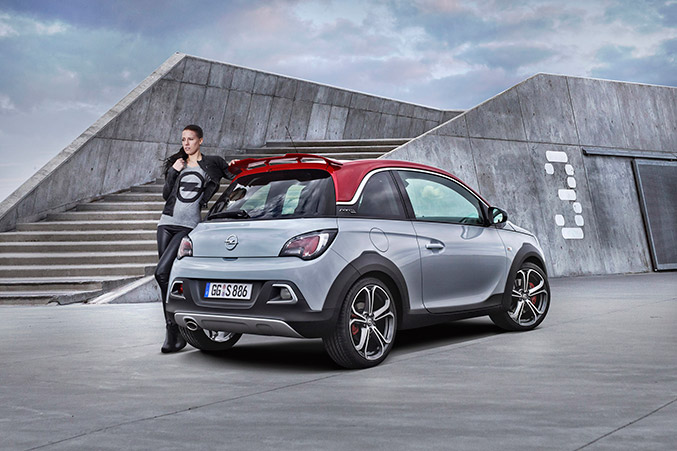 2016 Opel Adam Rocks S Rear Angle