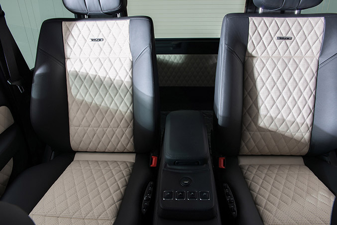 2015 IMSA Mercedes-Benz G 63 AMG Seats