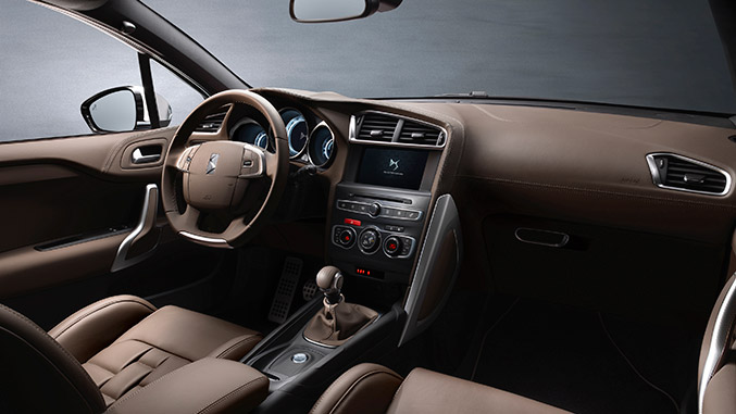 2016 Citroen DS 4 Crossback Interior