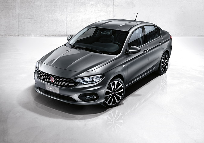 2016 FIAT Tipo Front Angle
