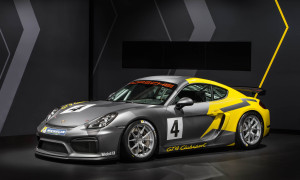 thumbnail New Porsche Cayman GT4 Clubsport for the Racetrack