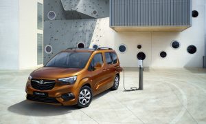 thumbnail Vauxhall reveals new Combo-e Life