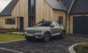 thumbnail Volvo starts online sales and subscriptions for extended XC40 Recharge pure electric SUV range