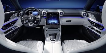 thumbnail Exclusive insights into the interior of the new Mercedes-AMG SL