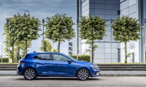 thumbnail New Renault Megane Hatch E-Tech Plug-in Hybrid press kit