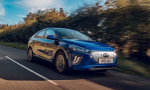 thumbnail Hyundai leads industry desirability rankings as consumers tune into EVs