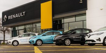 thumbnail Renault Retail Group switches its 160+ courtesy car fleet to all-electric power
