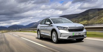 thumbnail ŠKODA AUTO delivered 878,200 vehicles worldwide in 2021 despite the pandemic and semiconductor shortage