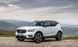 thumbnail Volvo SUVs maintain their winning performance with Company Car Today CCT100 Awards for the XC40 and XC60