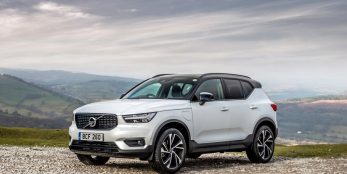 thumbnail Volvo SUVs maintain their winning performance with Company Car Today CCT100 Awards for the XC40 and XC60