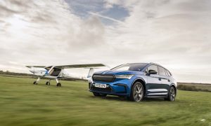thumbnail Electric mobility takes off as ŠKODA ENYAQ iV and electric plane demonstrate the future of zero emission travel