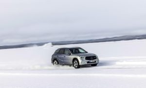 thumbnail Mercedes-Benz tests the new GLC under extreme conditions