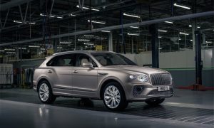 thumbnail The Bentayga EWB Azure First Edition: first and foremost