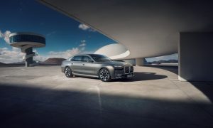 thumbnail BMW 7 Series with Sound by Bowers & Wilkins