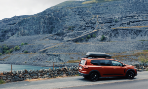 thumbnail Dacia is peak automotive partner as thrilling UTMB® World Series heads to Snowdonia