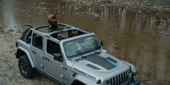 thumbnail Jeep® brand partners with Universal Pictures to launch global marketing campaign for epic 'Jurassic World Dominion' this summer