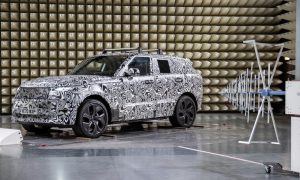 thumbnail Jaguar Land Rover prepares for advanced electrified and connected future with new testing facility