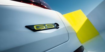 thumbnail Vauxhall expands GSe line-up with new Grandland GSe