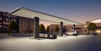thumbnail Mercedes-Benz to launch global branded high-power charging network, starting in North America