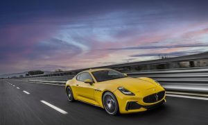 thumbnail Maserati and McLaren high-performance heroes confirmed for Salon Privé London 2023