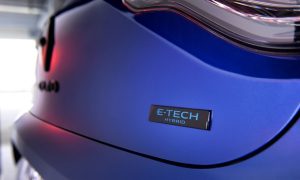 thumbnail New Renault Clio E-Tech full hybrid: The iconic city car ushers in a new style and hybrid power